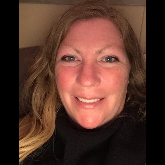 Meet your Posher, Julie - Picture 4 of 5